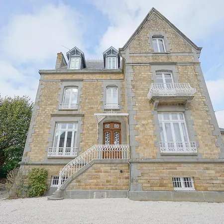 Holiday home Le Manoir - Baie Du Mont-saint-michel Ducey-Les Cheris
